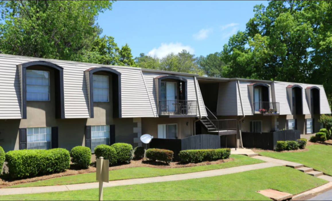 IVY RIDGE APARTMENTS